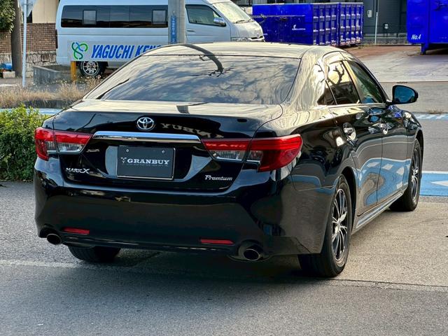 マークＸ プレミアム　シートヒーター　クルーズコントロール　フルセグ　ＣＤ・ＤＶＤ再生　ＲＩＺＬＥＹ１６インチアルミ　純正７インチナビ　ＥＴＣ　ハーフレザーシート　オートライト　バックカメラ　電動シート　スマートキー（13枚目）