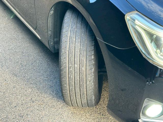 マークＸ プレミアム　シートヒーター　クルーズコントロール　フルセグ　ＣＤ・ＤＶＤ再生　ＲＩＺＬＥＹ１６インチアルミ　純正７インチナビ　ＥＴＣ　ハーフレザーシート　オートライト　バックカメラ　電動シート　スマートキー（32枚目）