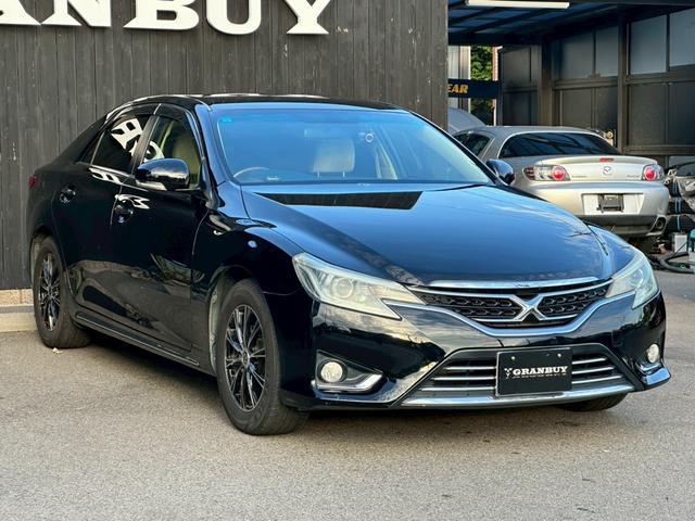 マークＸ プレミアム　シートヒーター　クルーズコントロール　フルセグ　ＣＤ・ＤＶＤ再生　ＲＩＺＬＥＹ１６インチアルミ　純正７インチナビ　ＥＴＣ　ハーフレザーシート　オートライト　バックカメラ　電動シート　スマートキー（40枚目）