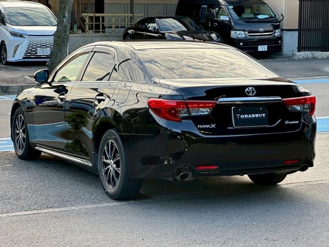 マークＸ プレミアム　シートヒーター　クルーズコントロール　フルセグ　ＣＤ・ＤＶＤ再生　ＲＩＺＬＥＹ１６インチアルミ　純正７インチナビ　ＥＴＣ　ハーフレザーシート　オートライト　バックカメラ　電動シート　スマートキー（42枚目）