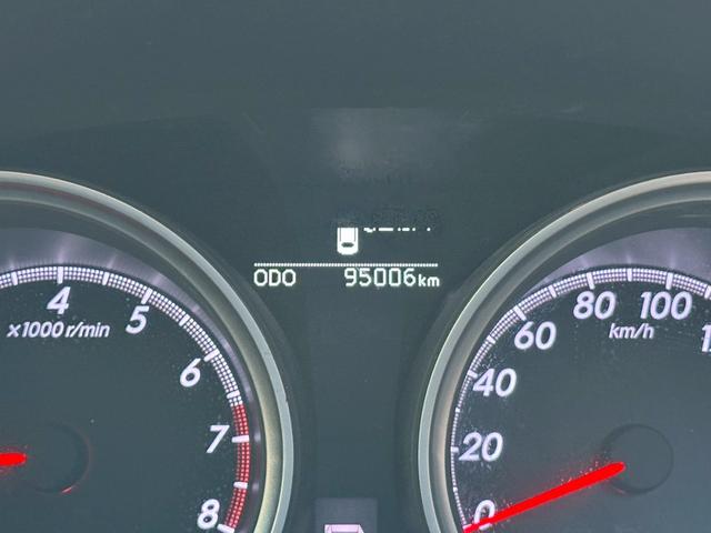 マークＸ プレミアム　シートヒーター　クルーズコントロール　フルセグ　ＣＤ・ＤＶＤ再生　ＲＩＺＬＥＹ１６インチアルミ　純正７インチナビ　ＥＴＣ　ハーフレザーシート　オートライト　バックカメラ　電動シート　スマートキー（60枚目）