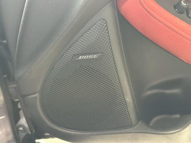 フェアレディZ 40thアニバーサリー NISMOマフラー BOSEサウンド 純正HDDナビ NISMOヘッドライト ETC 純正19インチアルミホイール 電動シート シートヒーター スマートキー パドルシフト ハーフレザーシート ワンセグ(3枚目)