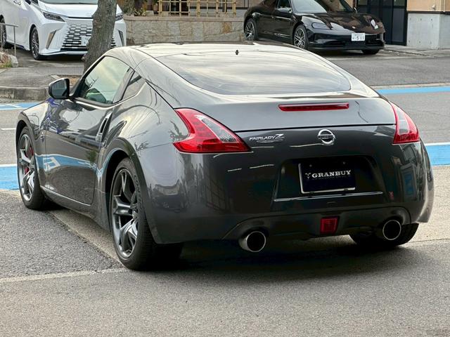 フェアレディZ 40thアニバーサリー NISMOマフラー BOSEサウンド 純正HDDナビ NISMOヘッドライト ETC 純正19インチアルミホイール 電動シート シートヒーター スマートキー パドルシフト ハーフレザーシート ワンセグ(13枚目)