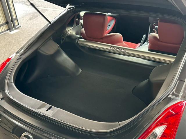 フェアレディZ 40thアニバーサリー NISMOマフラー BOSEサウンド 純正HDDナビ NISMOヘッドライト ETC 純正19インチアルミホイール 電動シート シートヒーター スマートキー パドルシフト ハーフレザーシート ワンセグ(15枚目)