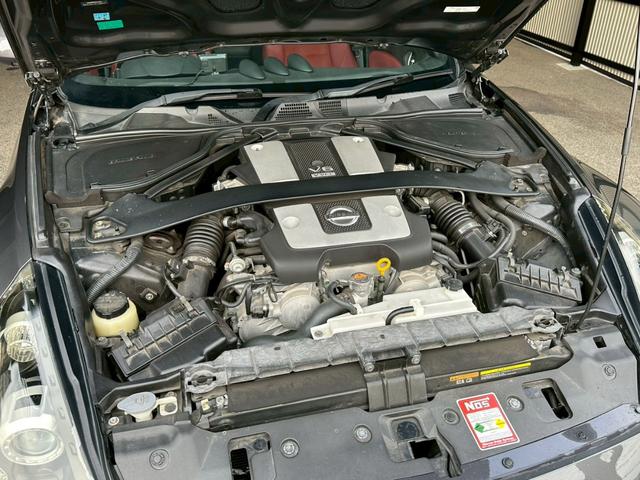 フェアレディZ 40thアニバーサリー NISMOマフラー BOSEサウンド 純正HDDナビ NISMOヘッドライト ETC 純正19インチアルミホイール 電動シート シートヒーター スマートキー パドルシフト ハーフレザーシート ワンセグ(16枚目)