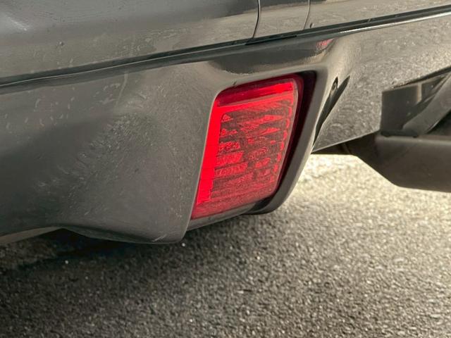 フェアレディZ 40thアニバーサリー NISMOマフラー BOSEサウンド 純正HDDナビ NISMOヘッドライト ETC 純正19インチアルミホイール 電動シート シートヒーター スマートキー パドルシフト ハーフレザーシート ワンセグ(44枚目)