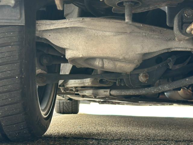 フェアレディZ 40thアニバーサリー NISMOマフラー BOSEサウンド 純正HDDナビ NISMOヘッドライト ETC 純正19インチアルミホイール 電動シート シートヒーター スマートキー パドルシフト ハーフレザーシート ワンセグ(45枚目)