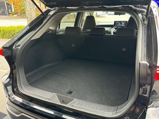 ハリアー Ｓ　純正ディスプレイオーディオ　バックカメラ　レーダークルーズコントロール　ＥＴＣ　オートハイビーム　クリアランスソナー　スマートキー　Ｂｌｕｅｔｏｏｔｈオーディオ　衝突軽減ブレーキ　ＬＥＤヘッド（40枚目）