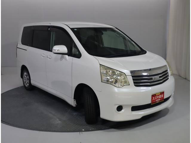 ノア Ｘ　スペシャルエディション　目玉車　車検整備渡し　ＢＴナビ　７インチワイドナビ（ラジオ・ＴＶ・ＣＤ・ＤＶＤ・Ｂｌｕｅｔｏｏｔｈ・ＭＳＶ・ＳＤ）　ＥＴＣ　バックカメラ　ＨＩＤオートヘッドライト　後席両側電動スライドドア　フロアマット　ドアバイザー　認定中古車（27枚目）