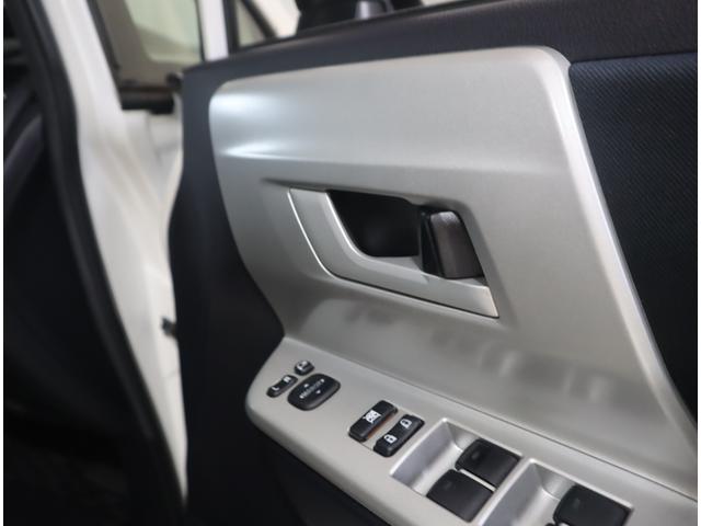 ノア Ｘ　スペシャルエディション　目玉車　車検整備渡し　ＢＴナビ　７インチワイドナビ（ラジオ・ＴＶ・ＣＤ・ＤＶＤ・Ｂｌｕｅｔｏｏｔｈ・ＭＳＶ・ＳＤ）　ＥＴＣ　バックカメラ　ＨＩＤオートヘッドライト　後席両側電動スライドドア　フロアマット　ドアバイザー　認定中古車（49枚目）