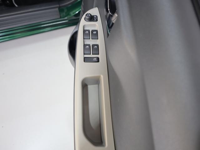 パッソ モーダ　Ｇパッケージ　車検整備渡し　ナビ・ＥＴＣ・バックＣ　７インチワイドナビ（ラジオ・ＴＶ・ＣＤ・ＤＶＤ・Ｂｌｕｅｔｏｏｔｈ・ＭＳＶ・ＳＤ）　ＥＴＣ　バックカメラ　衝突被害軽減ブレーキ　ＬＥＤオートヘッドライト　フロアマット　ドアバイザー　認定中古車（56枚目）