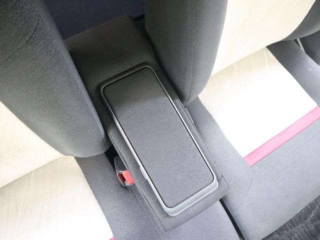 パッソ モーダ　Ｇパッケージ　車検整備渡し　ナビ・ＥＴＣ・バックＣ　７インチワイドナビ（ラジオ・ＴＶ・ＣＤ・ＤＶＤ・Ｂｌｕｅｔｏｏｔｈ・ＭＳＶ・ＳＤ）　ＥＴＣ　バックカメラ　衝突被害軽減ブレーキ　ＬＥＤオートヘッドライト　フロアマット　ドアバイザー　認定中古車（64枚目）
