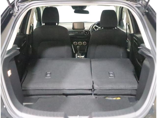 デミオ 13S 純正OPナビ・ETC・全方位カメラ・フロアマット 純正OPナビ(ラジオ・TV・CD・DVD・Bluetooth・USB・AUX) ETC 全方位カメラ 前後ブレーキサポート ハイビームアシスト付LEDオートヘッドライト フロアマット ドアバイザー(46枚目)