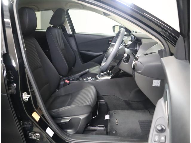 デミオ 13S 純正OPナビ・ETC・全方位カメラ・フロアマット 純正OPナビ(ラジオ・TV・CD・DVD・Bluetooth・USB・AUX) ETC 全方位カメラ 前後ブレーキサポート ハイビームアシスト付LEDオートヘッドライト フロアマット ドアバイザー(50枚目)