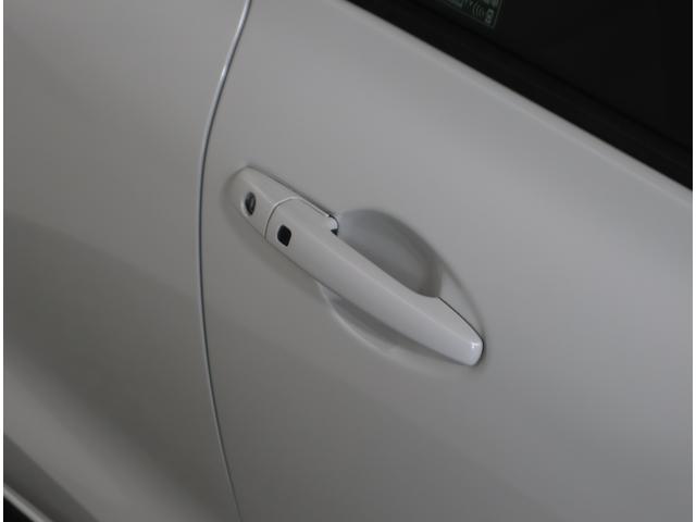 スイフトスポーツ スポーツ ナビ・ETC・バックカメラ・前方ドラレコ・マット 7インチワイドナビ(ラジオ・TV・CD・DVD・Bluetooth・MSV・SD・USB) ETC バックカメラ 前方ドラレコ 衝突被害軽減ブレーキ 追従機能付クルーズコントロール フロアマット(30枚目)