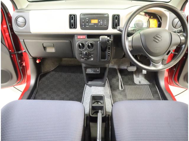 アルト L 3型 車検整備渡し 純正CDプレーヤー・ETC・マット 純正CDプレーヤー(ラジオ・CD・AUX) ETC 前後ブレーキサポート 前後踏み間違い防止装置 ハイビームアシスト付オートヘッドライト キーレスエントリー フロアマット シートヒーター 認定中古車(8枚目)