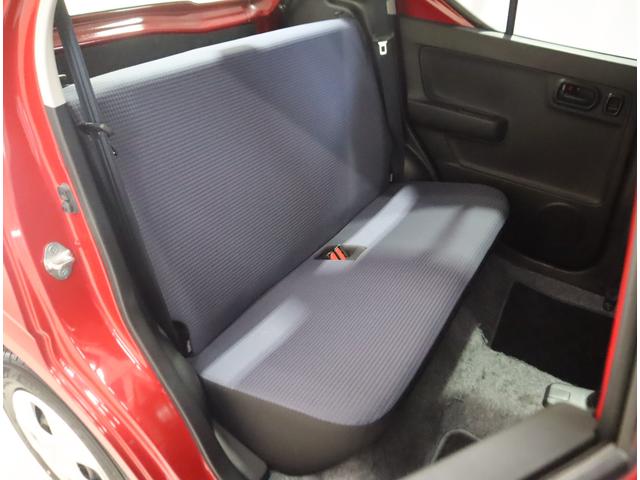 アルト L 3型 車検整備渡し 純正CDプレーヤー・ETC・マット 純正CDプレーヤー(ラジオ・CD・AUX) ETC 前後ブレーキサポート 前後踏み間違い防止装置 ハイビームアシスト付オートヘッドライト キーレスエントリー フロアマット シートヒーター 認定中古車(17枚目)