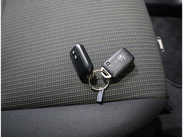 ジムニー ＸＣ　３型　車検整備渡し　ナビ・ＥＴＣ・バックＣ・ドラレコ　７インチワイドナビ（ラジオ・ＴＶ・ＣＤ・ＤＶＤ・Ｂｌｕｅｔｏｏｔｈ・ＭＳＶ・ＳＤ・ＵＳＢ）　ＥＴＣ　バックカメラ　前後ドラレコ　ダウンヒルアシストコントロール　パートタイム４ＷＤ用トランスファーレバー（10枚目）