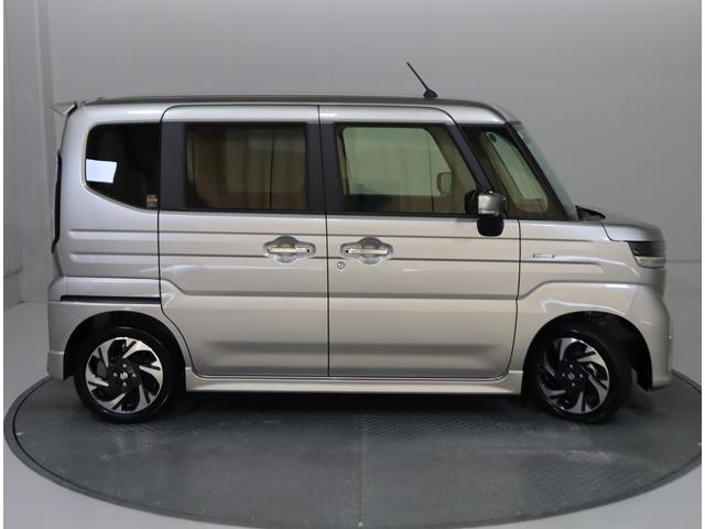 スペーシアカスタム カスタム　ＨＹＢＲＩＤ　ＸＳ　ＡＣＣ・前後ブレーキサポート　前後ブレーキサポート　追従式クルーズコントロール　レーンキープアシスト　ハイビームアシスト付ＬＥＤオートヘッドライト　先行車発進通知機能　後席両側電動スライドドア　後席サンシェード　サーキュレーター（27枚目）