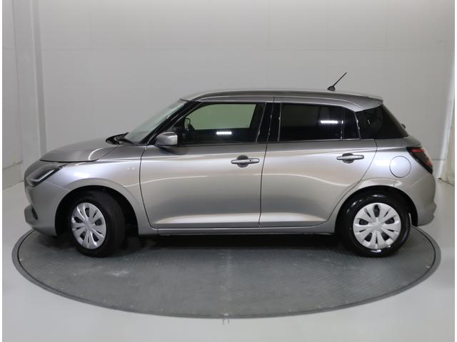 スイフト XG ディスプレイオーディオ・前後ブレーキサポート・マット 純正ディスプレイオーディオ(ラジオ・Bluetooth・USB) 前後ブレーキサポート 追従機能付クルーズコントロール 車線逸脱抑制機能 ハイビームアシスト付LEDオートヘッドライト フロアマット(6枚目)