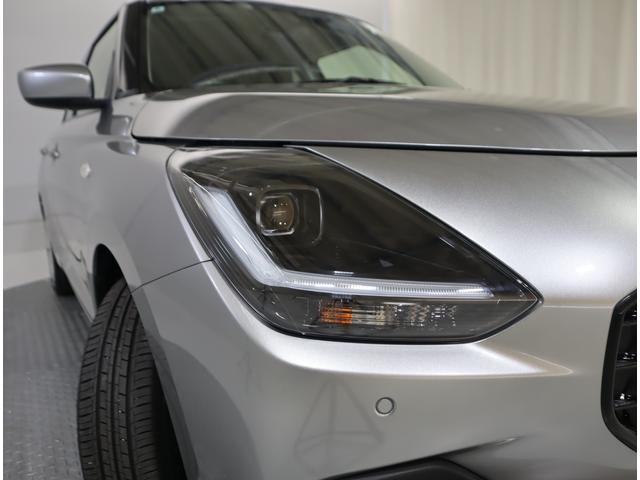 スイフト XG ディスプレイオーディオ・前後ブレーキサポート・マット 純正ディスプレイオーディオ(ラジオ・Bluetooth・USB) 前後ブレーキサポート 追従機能付クルーズコントロール 車線逸脱抑制機能 ハイビームアシスト付LEDオートヘッドライト フロアマット(8枚目)