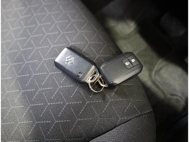 スイフト XG ディスプレイオーディオ・前後ブレーキサポート・マット 純正ディスプレイオーディオ(ラジオ・Bluetooth・USB) 前後ブレーキサポート 追従機能付クルーズコントロール 車線逸脱抑制機能 ハイビームアシスト付LEDオートヘッドライト フロアマット(11枚目)