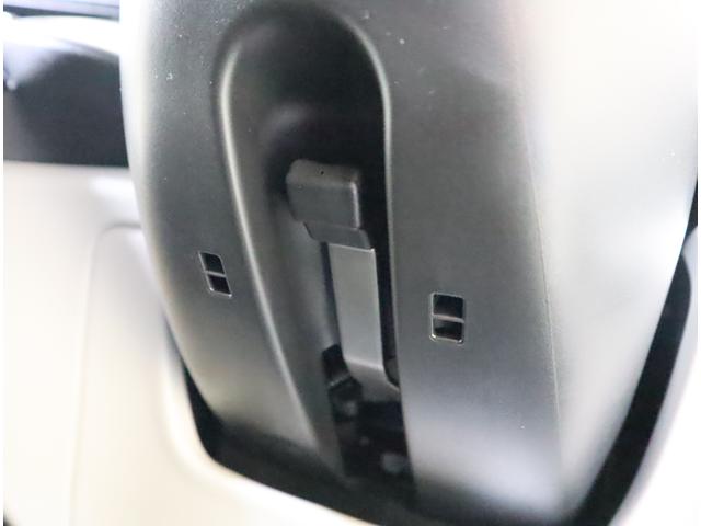 スイフト XG ディスプレイオーディオ・前後ブレーキサポート・マット 純正ディスプレイオーディオ(ラジオ・Bluetooth・USB) 前後ブレーキサポート 追従機能付クルーズコントロール 車線逸脱抑制機能 ハイビームアシスト付LEDオートヘッドライト フロアマット(59枚目)