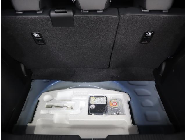 スイフト HYBRID MZ 純正OPナビ・全方位カメラ・フロアマット 純正オプションメモリーナビ(ラジオ・TV・CD・DVD・Bluetooth・USB) 全方位カメラ 前後ブレーキサポート 追従式クルーズコントロール ハイビームアシスト付LEDオートヘッドライト(18枚目)