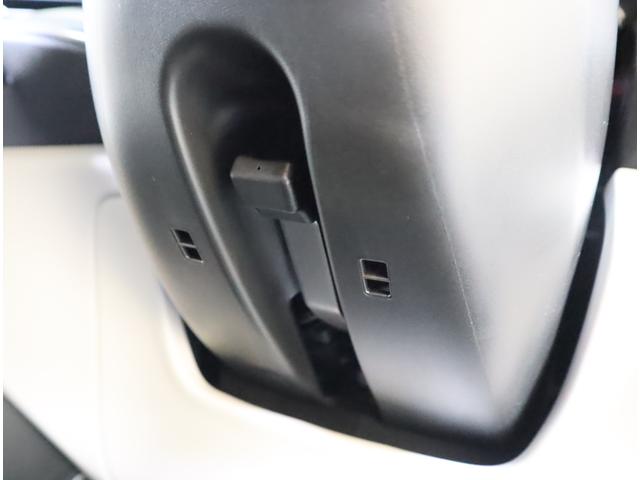 スイフト HYBRID MZ 純正OPナビ・全方位カメラ・フロアマット 純正オプションメモリーナビ(ラジオ・TV・CD・DVD・Bluetooth・USB) 全方位カメラ 前後ブレーキサポート 追従式クルーズコントロール ハイビームアシスト付LEDオートヘッドライト(63枚目)