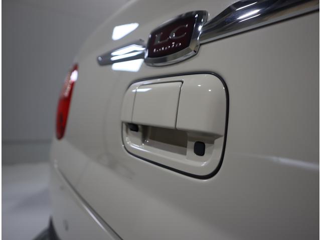 アルトラパンLC LC X 5型 前後ブレーキサポート・ハイビームアシスト 全方位カメラ 前後ブレーキサポート 前後踏み間違い防止装置 ハイビームアシスト付LEDオートヘッドライト 車線逸脱警報機能 先行車発進通知機能 キーレスプッシュスタート アイドリングストップ マット(38枚目)