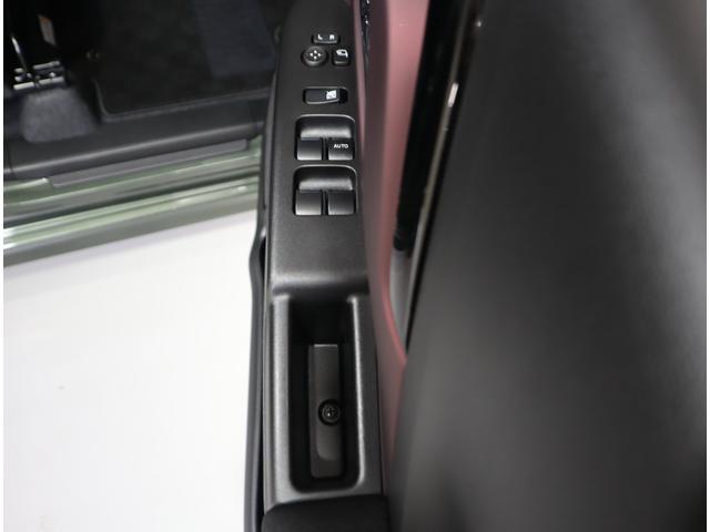 スペーシアカスタム カスタム HYBRID XSターボ 純正OPナビ・全方位C 純正オプションメモリーナビ(ラジオ・TV・Bluetooth・USB) 全方位カメラ 前後ブレーキサポート 追従式クルーズコントロール レーンキープアシスト 後席両側電動スライドドア フロアマット(61枚目)