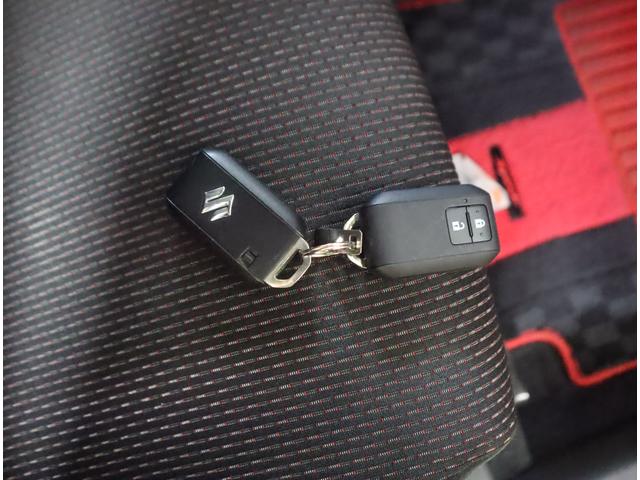 スイフトスポーツ スポーツ 3型 車検整備渡し ETC・前後ブレーキサポート ETC 前後ブレーキサポート 追従機能付クルーズコントロール 車線逸脱抑制機能 ハイビームアシスト付LEDオートヘッドライト 先行車発進お知らせ機能 パドルシフト フロアマット シートヒーター ESP(11枚目)