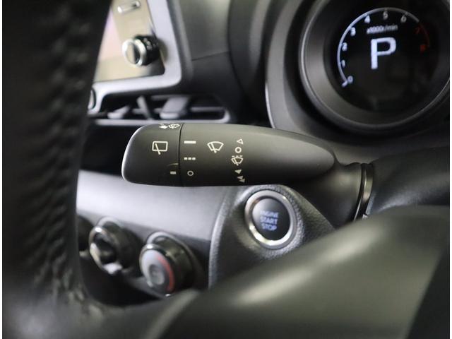 ヤリスクロス X ディスプレイオーディオ・ETC・バックカメラ・ドラレコ 純正ディスプレイオーディオ(ラジオ・Bluetooth・USB) ETC バックカメラ 前後ドラレコ 前後ブレーキサポート 追従機能付クルーズコントロール レーンキープアシスト フロアマット キーレス(62枚目)