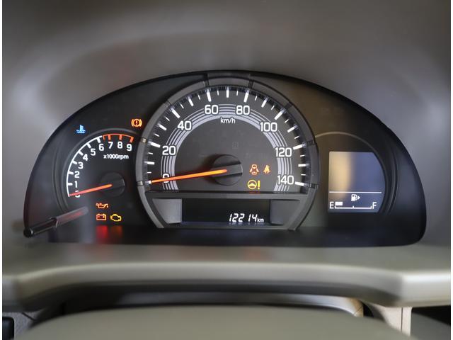 エブリイ ＰＣ　６型　前後ブレーキサポート・ＬＥＤヘッドライト・マット　前後ブレーキサポート　前後踏み間違い防止装置　車線逸脱警報機能　ハイビームアシスト付ＬＥＤオートヘッドライト　先行車発進お知らせ機能　ラバーフロアマット　後席両側スライドドア　運転席シートヒーター（10枚目）