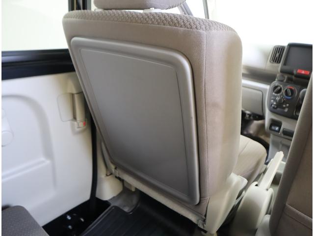 エブリイ ＰＣ　６型　前後ブレーキサポート・ＬＥＤヘッドライト・マット　前後ブレーキサポート　前後踏み間違い防止装置　車線逸脱警報機能　ハイビームアシスト付ＬＥＤオートヘッドライト　先行車発進お知らせ機能　ラバーフロアマット　後席両側スライドドア　運転席シートヒーター（69枚目）