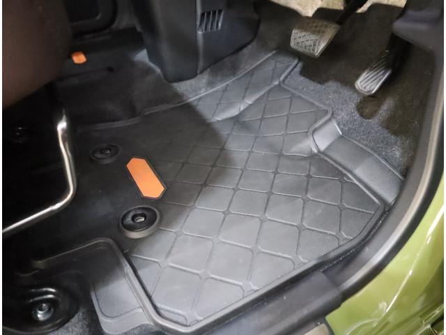 タント ファンクロスターボ　ナビ・ＥＴＣ・全方位カメラ・前後ドラレコ　９インチナビ（ラジオ・ＴＶ・Ｂｌｕｅｔｏｏｔｈ・ＳＤ・ＵＳＢ）　ＥＴＣ　全方位カメラ　前後ドラレコ　前後ブレーキサポート　追従機能付クルーズコントロール　ハイビームアシスト付ＬＥＤオートヘッドライト（15枚目）