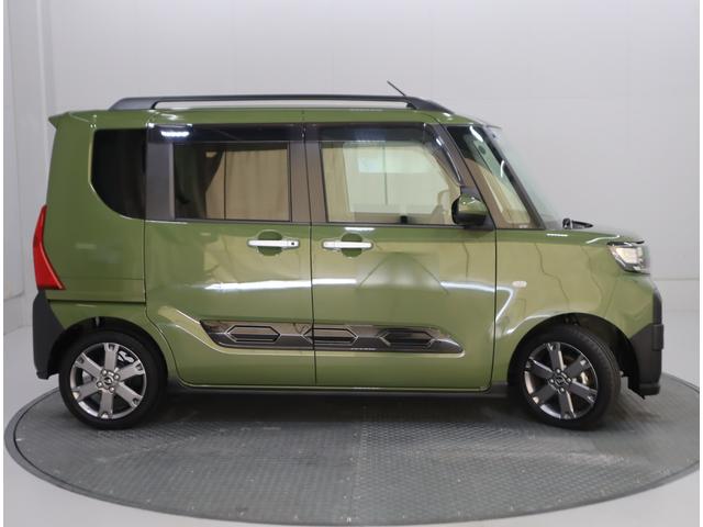 タント ファンクロスターボ　ナビ・ＥＴＣ・全方位カメラ・前後ドラレコ　９インチナビ（ラジオ・ＴＶ・Ｂｌｕｅｔｏｏｔｈ・ＳＤ・ＵＳＢ）　ＥＴＣ　全方位カメラ　前後ドラレコ　前後ブレーキサポート　追従機能付クルーズコントロール　ハイビームアシスト付ＬＥＤオートヘッドライト（27枚目）