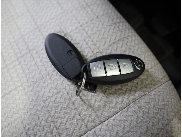 デイズ Ｘ　車検整備渡し　ナビ・ＥＴＣ・バックカメラ・前方ドラレコ　７インチナビ（ラジオ・ワンセグＴＶ・ＣＤ・Ｂｌｕｅｔｏｏｔｈ）　ＥＴＣ　バックカメラ　前方ドラレコ　前後ブレーキサポート　前後踏み間違い防止装置　オートライト　フロアマット　ドアバイザー　キーレス（10枚目）