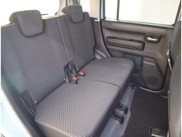 実は後席が意外と広いハスラー！シートを倒せば広い荷室に早変わりです！