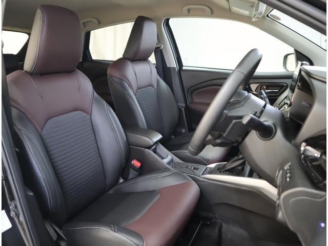 フロンクス 1型 4WD 純正ナビ・全方位カメラ・前後ブレーキサポート 純正メモリーナビ(ラジオ・Bluetooth・USB) 全方位カメラ 前後ブレーキサポート 追従機能付クルーズコントロール 車線逸脱抑制機能 ハイビームアシスト付LEDオートヘッドライト フロアマット(16枚目)