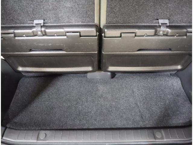 ジムニー ワイルドウインド６型　目玉車　ＣＤプレーヤー・ＥＴＣ・マット　２ＤＩＮ　ＣＤプレーヤー（ラジオ・ＭＤ）　ＥＴＣ　トレータイプフロアマット　ドアバイザー　シートヒーター　キーレスエントリー　フロントフォグランプ　ルーフレール　スペアタイヤカバー　パートタイム４ＷＤ（41枚目）