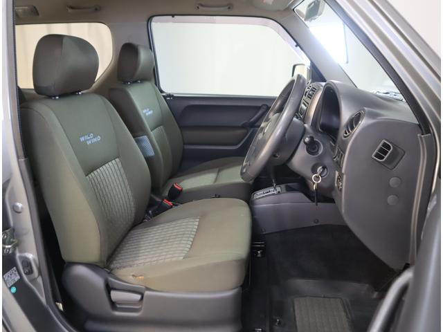 ジムニー ワイルドウインド６型　目玉車　ＣＤプレーヤー・ＥＴＣ・マット　２ＤＩＮ　ＣＤプレーヤー（ラジオ・ＭＤ）　ＥＴＣ　トレータイプフロアマット　ドアバイザー　シートヒーター　キーレスエントリー　フロントフォグランプ　ルーフレール　スペアタイヤカバー　パートタイム４ＷＤ（51枚目）