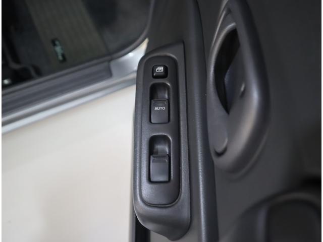 ジムニー ワイルドウインド６型　目玉車　ＣＤプレーヤー・ＥＴＣ・マット　２ＤＩＮ　ＣＤプレーヤー（ラジオ・ＭＤ）　ＥＴＣ　トレータイプフロアマット　ドアバイザー　シートヒーター　キーレスエントリー　フロントフォグランプ　ルーフレール　スペアタイヤカバー　パートタイム４ＷＤ（54枚目）