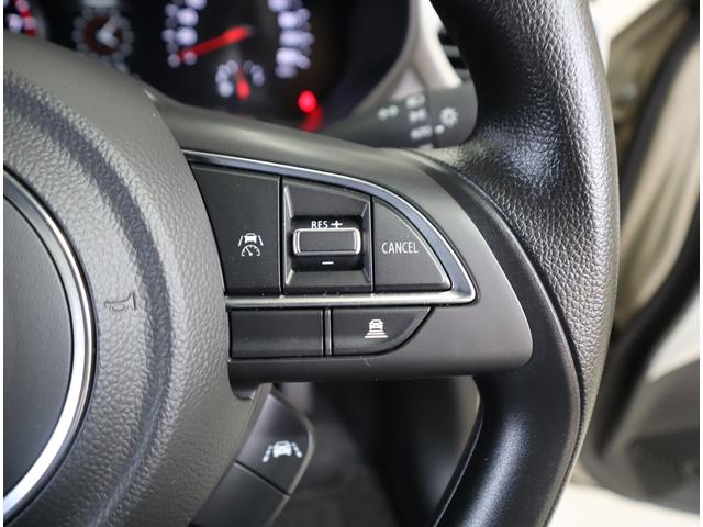 スイフト ＨＹＢＲＩＤ　ＭＸ　ナビ・全方位カメラ・前後ブレーキサポート　純正メモリーナビ（ラジオ・ＴＶ・ＣＤ・ＤＶＤ・Ｂｌｕｅｔｏｏｔｈ・ＵＳＢ）　全方位カメラ　前後ブレーキサポート　追従式クルーズコントロール　ハイビームアシスト付ＬＥＤオートヘッドライト　フロアマット（14枚目）