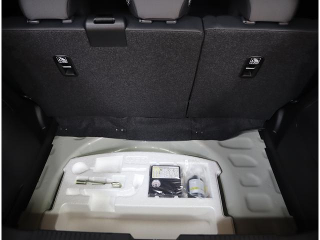 スイフト ＨＹＢＲＩＤ　ＭＸ　ナビ・全方位カメラ・前後ブレーキサポート　純正メモリーナビ（ラジオ・ＴＶ・ＣＤ・ＤＶＤ・Ｂｌｕｅｔｏｏｔｈ・ＵＳＢ）　全方位カメラ　前後ブレーキサポート　追従式クルーズコントロール　ハイビームアシスト付ＬＥＤオートヘッドライト　フロアマット（18枚目）