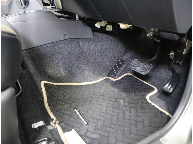 ジムニー ＬＡＮＤ　ＶＥＮＴＵＲＥ　１０型　ナビ・前方ドラレコ・マット　７インチナビ（ラジオ・ＴＶ・ＣＤ・ＤＶＤ・Ｂｌｕｅｔｏｏｔｈ・ＭＳＶ・ＳＤ・ＵＳＢ・ＡＵＸ）　前方ドラレコ　フロアマット　ドアバイザー　シートヒーター　ステアリングオーディオスイッチ　マッドフラップ（15枚目）