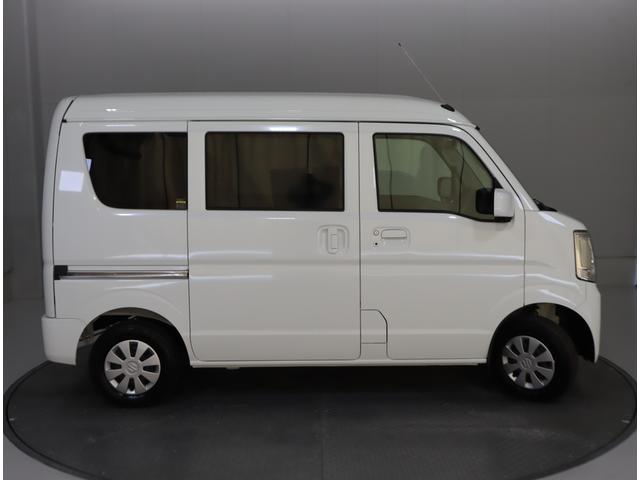 エブリイ ＪＯＩＮターボ　６型　４ＷＤ　目玉車　前後ブレーキサポート　前後ブレーキサポート　前後踏み間違い防止装置　ハイビームアシスト付ＬＥＤオートヘッドライト　先行車発進お知らせ機能　車線逸脱警報機能　後席両側スライドドア　前席シートヒーター　ラバーフロアマット（27枚目）