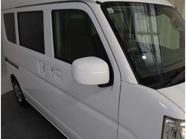 エブリイ ＪＯＩＮターボ　６型　４ＷＤ　目玉車　前後ブレーキサポート　前後ブレーキサポート　前後踏み間違い防止装置　ハイビームアシスト付ＬＥＤオートヘッドライト　先行車発進お知らせ機能　車線逸脱警報機能　後席両側スライドドア　前席シートヒーター　ラバーフロアマット（29枚目）