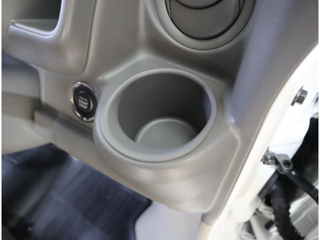 エブリイ ＪＯＩＮターボ　６型　４ＷＤ　目玉車　前後ブレーキサポート　前後ブレーキサポート　前後踏み間違い防止装置　ハイビームアシスト付ＬＥＤオートヘッドライト　先行車発進お知らせ機能　車線逸脱警報機能　後席両側スライドドア　前席シートヒーター　ラバーフロアマット（57枚目）