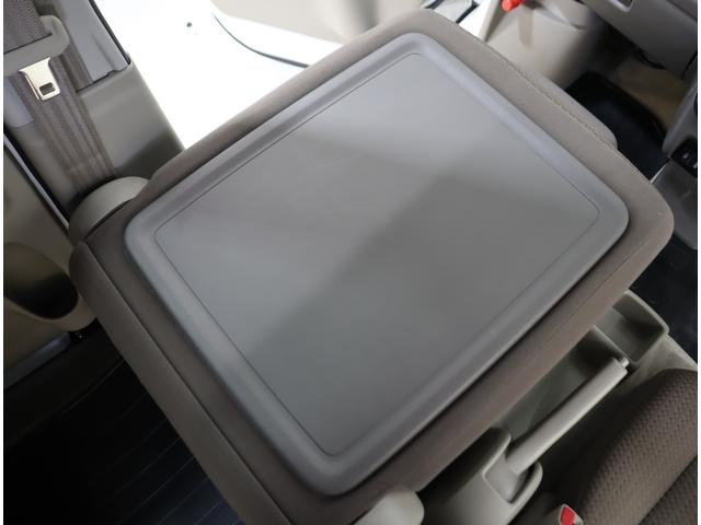 エブリイ ＪＯＩＮターボ　６型　４ＷＤ　目玉車　前後ブレーキサポート　前後ブレーキサポート　前後踏み間違い防止装置　ハイビームアシスト付ＬＥＤオートヘッドライト　先行車発進お知らせ機能　車線逸脱警報機能　後席両側スライドドア　前席シートヒーター　ラバーフロアマット（71枚目）